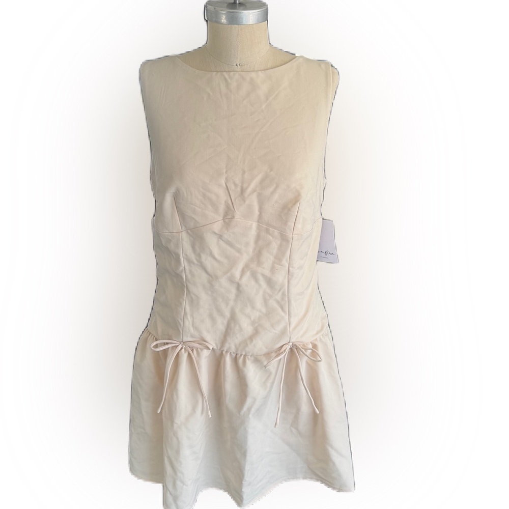 BNWT Love Fire Cream Sleeveless Dress With Back Zip Closure. Size Medium